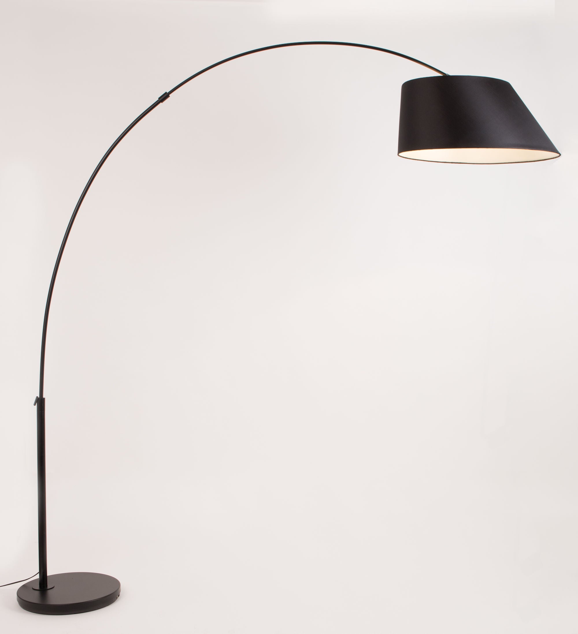 Zuiver Arc Black Floor Lamp
